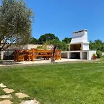 Funcic Apartments 1 App